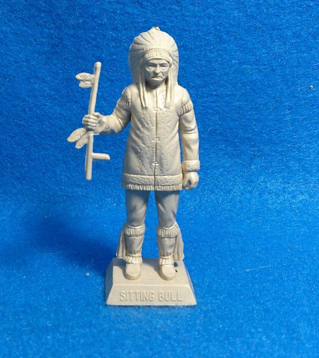 Marx Sitting Bull character figure circa 1954 60mm 